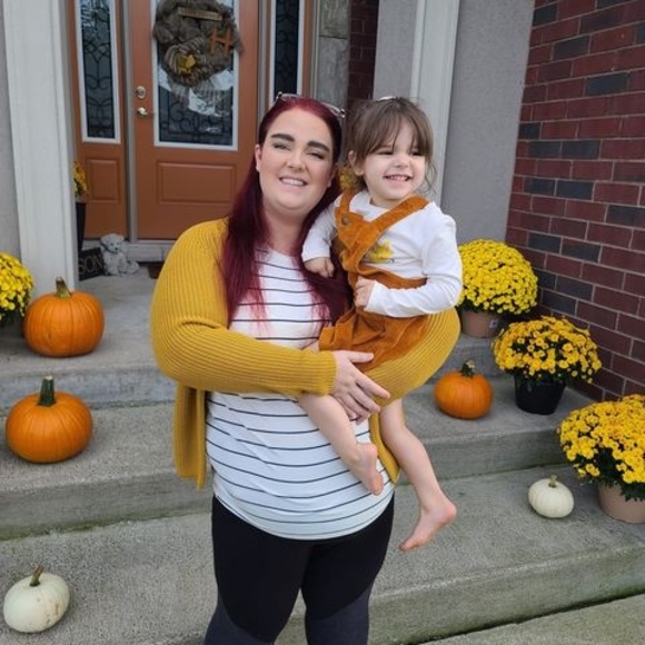 Meet your Posher, Kayla - Picture 1 of 1